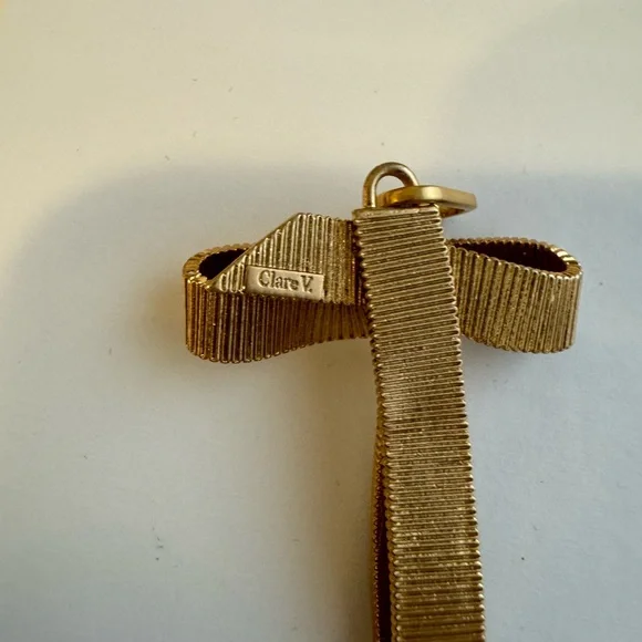 Clare V charm letter “T” - Picture 2 of 3